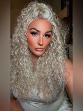 Platinum Blonde Curly Women's Wig - Voluminous Texture